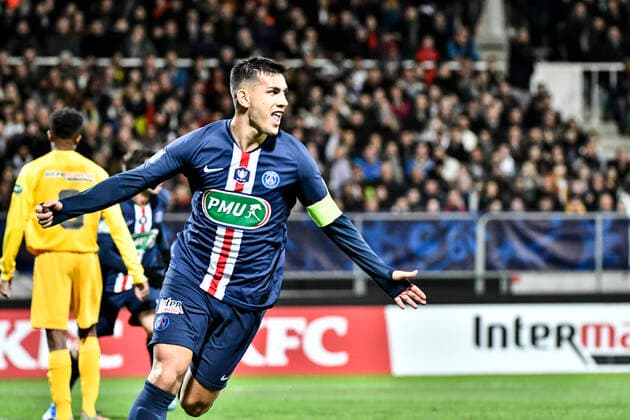But et joie Leandro Paredes (psg) FOOTBALL : Pau vs PSG - 8eme de Finale Coupe de France - Pau - 29 01 2020 ThierryBreton Panoramic 