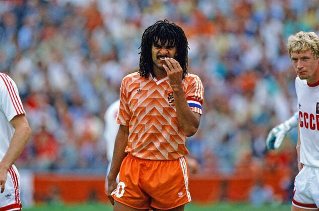 Fußball, EM Finale 1988 in München, Niederlande - Sowjetunion 2:0 UDSSR - Niederlande Deutschland, München, 215.06.1988, Fussball, UEFA EURO, EM, Europameisterschaft,Fussball 1988 in Deutschland, Finale, UDSSR - Niederlande (0:2): Ruud Gullit (Niederlande).