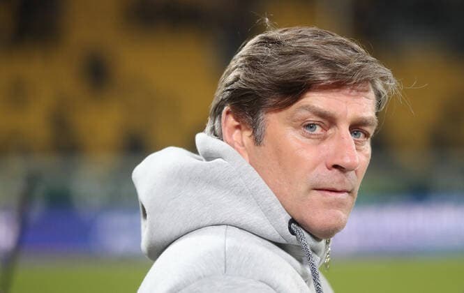 Dresden - Karlsruhe Fussball 2.Bundesliga Dresden, 29.01.2020, Rudolf-Harbig Stadion, Fussball, 2.Bundesliga , SG Dynamo Dresden vs. Karlsruher SC 1:0 (1:0) , Im Bild: Sportdirektor Oliver Kreuzer (Karlsruher SC) , *** Dresden Karlsruhe Football 2 Bundesliga Dresden, 29 01 2020, Rudolf Harbig Stadium, Football, 2 Bundesliga , SG Dynamo Dresden vs Karlsruher SC 1 0 1 0 , In the picture sports director Oliver Kreuzer Karlsruher SC ,