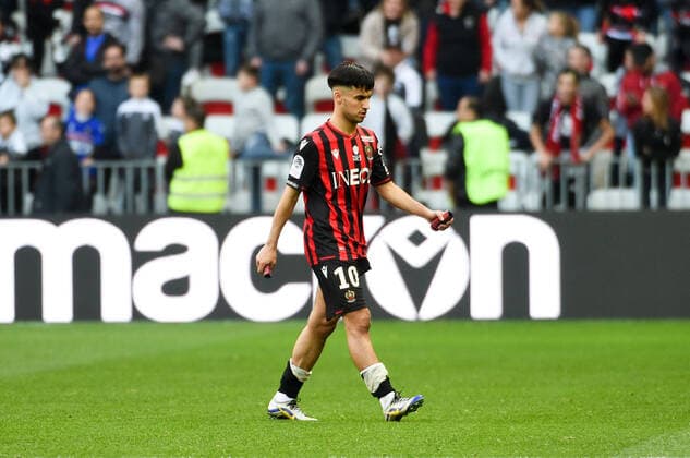 DECEPTION - EXPULSION - 10 ADAM OUNAS (NICE) FOOTBALL : Nice vs Lyon - Ligue 1 Conforama - 02 02 2020 FEP Panoramic 