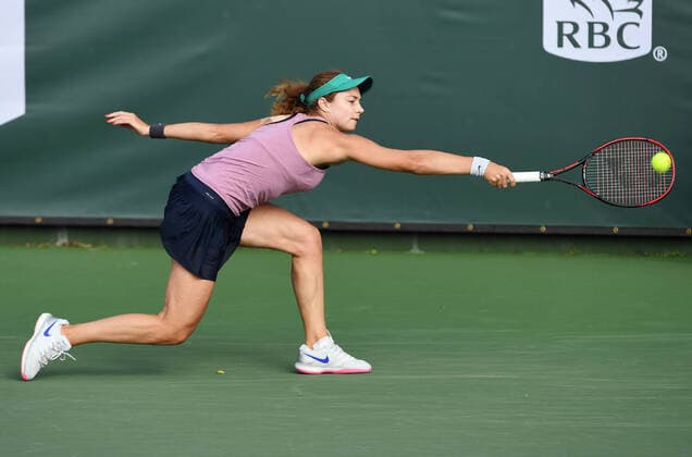 NEWPORT BEACH, CA - FEBRUARY 02: WTA, Tennis Damen tennis player Stefanie Voegele (SUI) runs after the ball in a finals match during the Oracle Challenger Series tennis tournament played on February 2, 2020 at the Newport Beach Tennis Club in Newport Beach, CA (Photo by John Cordes Icon Sportswire) TENNIS: FEB 02 Oracle Challenger Series Icon506200202001