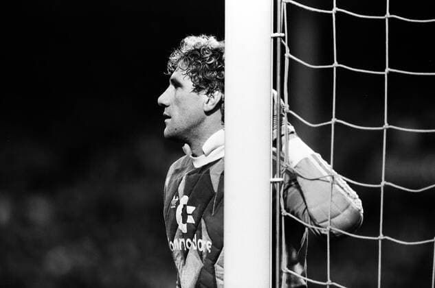 VfB Stuttgart - FC Bayern München Deutschland, Stuttgart, 14.11.1987, Fussball, Bundesliga, VfB Stuttgart - FC Bayern München (3:0): Jean-Marie Pfaff (VfB Stuttgart). *** VfB Stuttgart FC Bayern Munich Germany, Stuttgart, 14 11 1987, Football, Bundesliga, VfB Stuttgart FC Bayern Munich 3 0 Jean Marie Pfaff VfB Stuttgart