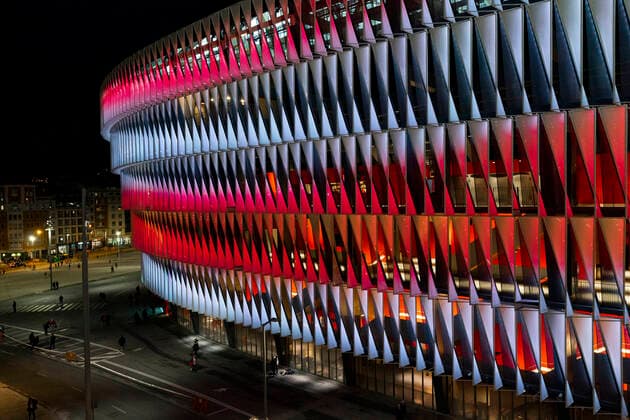 06.02.2020, xslx, Fussball Copa del Rey, Athletic de Bilbao - FC Barcelona, Barca emspor, v.l. Das Stadium von San Mames (DFL DFB REGULATIONS PROHIBIT ANY USE OF PHOTOGRAPHS as IMAGE SEQUENCES and or QUASI-VIDEO) Bilbao