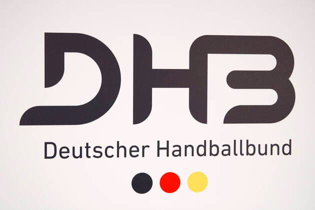 07.02.2020, Maritim Airport Hotel, Hannover, DHB Nationalmannschaft, Alfred Gislason wird als neuer Nationalmannschaftstrainer vorgestellt, im Bild Die Logo s vom DHB Deutscher Handball Bund Handball Nationalmannschaft Trainervorstellung