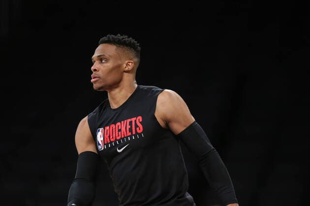 LOS ANGELES, CA - FEBRUARY 06: Houston Rockets guard Russell Westbrook (0) looks on before the Houston Rockets vs Los Angeles Lakers game on February 06, 2020, at Staples Center in Los Angeles, CA. (Photo by Jevone Moore Icon Sportswire) NBA, Basketball Herren, USA FEB 06 Rockets at Lakers Icon20020613