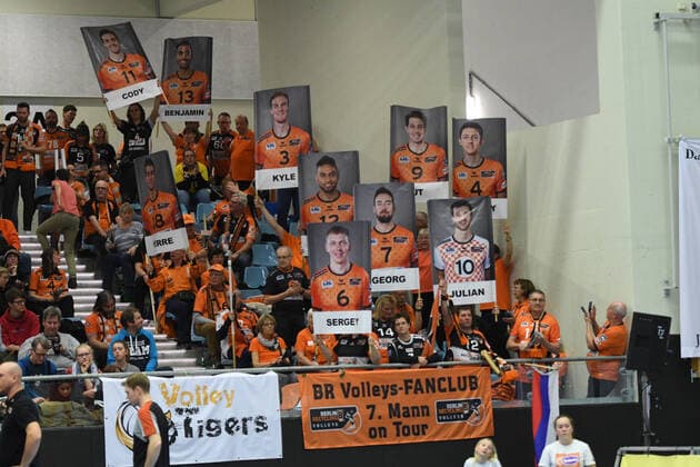 GER,VBL, SVG Lueneburg vs Berlin Recycling Volleys 08.02.2020, GER, VBL, SVG Lueneburg vs Berlin Recycling Volleys, im Bild Feature die Berliner Fankurve