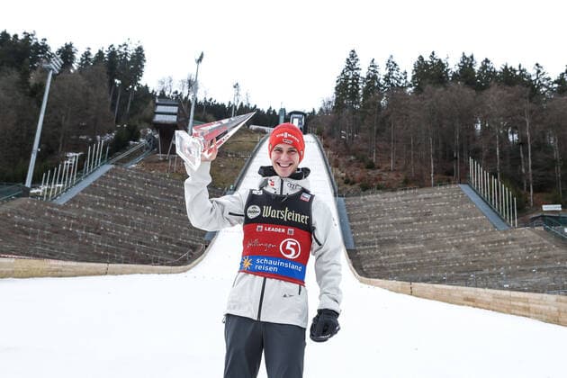 09.02.2020, Muehlenkopfschanze, Willingen, GER, FIS Weltcup Skisprung, Willingen, Herren, Siegerehrung, im Bild Stephan Leyhe (GER) after the winner ceremony for the men s FIS Skijumping World Cup at the Muehlenkopfschanze in Willingen, Germany on 2020 02 09. Willingen