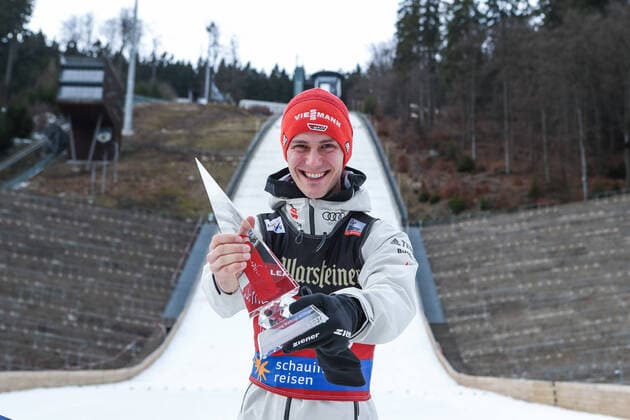 09.02.2020, Muehlenkopfschanze, Willingen, GER, FIS Weltcup Skisprung, Willingen, Herren, Siegerehrung, im Bild Stephan Leyhe (GER) after the winner ceremony for the men s FIS Skijumping World Cup at the Muehlenkopfschanze in Willingen, Germany on 2020 02 09. Willingen