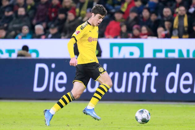REYNA Team BVB DFL Fussball Bundesliga Saison 2019 - 2020 Spiel Bayer 04 Leverkusen - BVB 4 : 3 am 08. 02. 2020 in Leverkusen DFL REGULATIONS PROHIBIT ANY USE OF PHOTOGRAPHS as IMAGE SEQUENCES and or QUASI-VIDEO