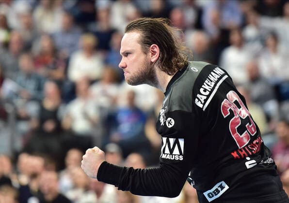 13.02.2020 - Handball - 1. Bundesliga LIQUI MOLY HBL - Saison 2019 2020 - 23. Spieltag: HC Erlangen Metropolregion Nürnberg HCE - HBW Balingen Weilstetten - OGo - Nikolas Katsigiannis (29, HC Erlangen HCE ) Jubel Freude