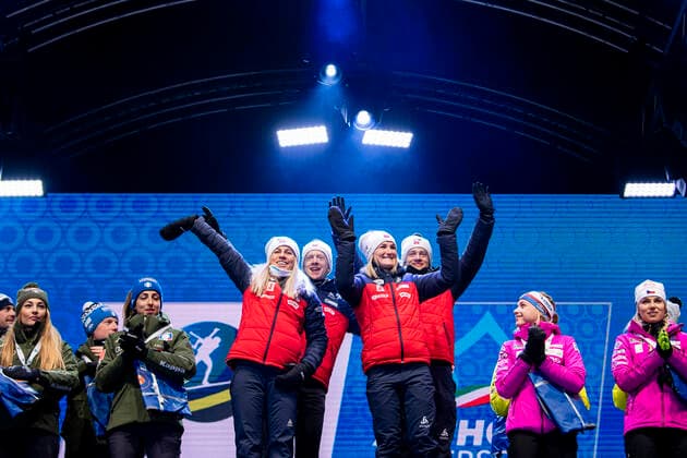 200213 Marte Olsbu Roiseland, Tiril Kampenhaug Eckhoff, Tarjei Bo of Norway and Johannes Thingnes Bo of Norway at the medal ceremony for mixed relay during the IBU Biathlon World Championships on February 13, 2020 in Antholz. Photo: Joel Marklund BILDBYRAN kod JM 88107 bbeng skidskytte skiskyting biathlon VM skidskytte-VM IBU Biathlon World Championships 2020 Anterselva mixed relay mixstafett stafett medaljceremoni medal ceremony Copyright: JOELxMARKLUND BB200213JM146