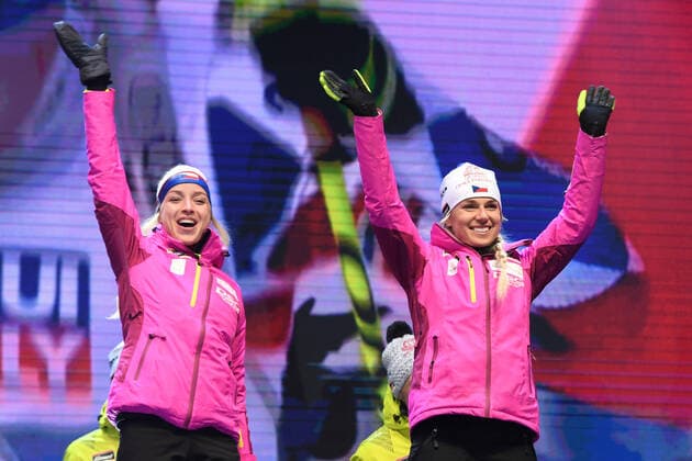 BIATHLON - Team Tschechische Republik bei der Siegerehrung IBU Weltmeisterschaft Biathlon Antholz Mixed Staffel am 13.02.2020, Italien, Südtirol Antholz-Anterselva Medal Plaza Südtirol Italien