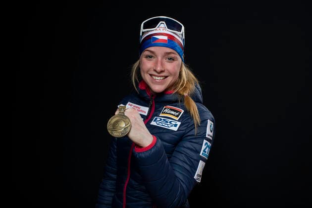 200213 Photo: Manzoni IBU Handout BILDBYRAN 13.02.2020, Antholz, Italy (ITA): Marketa Davidova (CZE) - IBU World Championships Biathlon, medals, Antholz Anterselva (ITA). Handout International Biathlon Union. Â© Manzoni IBU bbeng skidskytte skiskyting biathlon VM skidskytte-VM IBU Biathlon World Championships 2020 Anterselva mixed relay mixstafett stafett Copyright: Manzoni IBU BB200213BB898