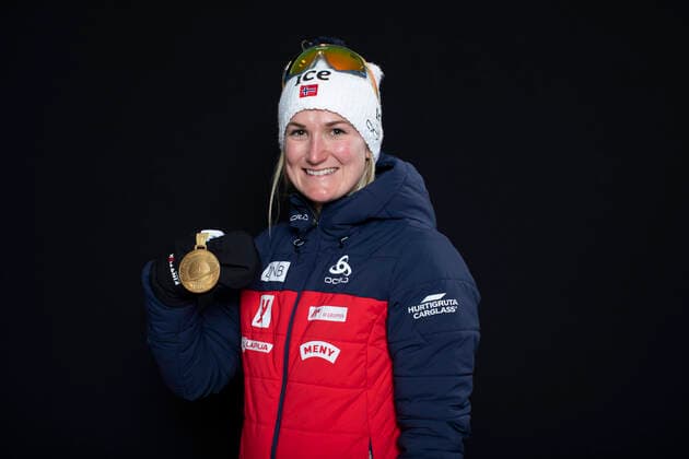 200213 Photo: Manzoni IBU Handout BILDBYRAN 13.02.2020, Antholz, Italy (ITA): Marte Olsbu Roeiseland (NOR) - IBU World Championships Biathlon, medals, Antholz Anterselva (ITA). Handout International Biathlon Union. Â© Manzoni IBU bbeng skidskytte skiskyting biathlon VM skidskytte-VM IBU Biathlon World Championships 2020 Anterselva mixed relay mixstafett stafett Copyright: Manzoni IBU BB200213BB905