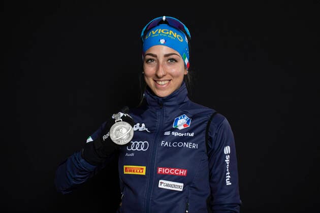 200213 Photo: Manzoni IBU Handout BILDBYRAN 13.02.2020, Antholz, Italy (ITA): Lisa Vittozzi (ITA) - IBU World Championships Biathlon, medals, Antholz Anterselva (ITA). Handout International Biathlon Union. Â© Manzoni IBU bbeng skidskytte skiskyting biathlon VM skidskytte-VM IBU Biathlon World Championships 2020 Anterselva mixed relay mixstafett stafett Copyright: Manzoni IBU BB200213BB906