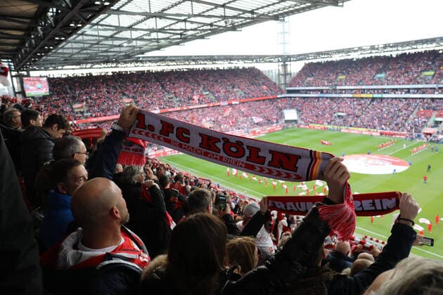 1. FC Köln - FC Bayern München 1. Fussball Bundesliga Saison 2019 2020 RheinEnergie Stadion Koeln Deutschland Datum: 16.02.2020 Fans des 1. FC Köln DFL regulations prohibit any use of photographs as image sequences and or quasi-video. *** 1 FC Köln FC Bayern München 1 Football Bundesliga Season 2019 2020 RheinEnergie Stadion Koeln Germany Date 16 02 2020 Fans of 1 FC Köln DFL regulations prohibit any use of photographs as image sequences and or quasi video