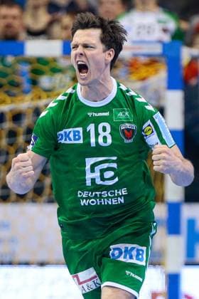 16.02.2020, xtgx, Handball Liqui Moly HBL, Fuechse Berlin - SC Magdeburg emspor, v.l. Hans Lindberg (Fuechse Berlin, 18) Jubel, Torjubel, jubelt ueber das Tor, celebrate the goal, celebration Berlin
