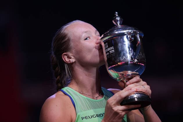 SAINT PETERSBURG, RUSSIA - FEBRUARY 16: Kiki Bertens kisses the trophy during award ceremony WTA, Tennis Damen tennis tournament St. Petersburg Ladies Trophy 2020 on February 16, 2020, at Sibur Arena in St.Petersburg, Russia. (Photo by Anatoliy Medved Icon Sportswire) TENNIS: FEB 16 St. Petersburg Ladies Trophy Icon200021607