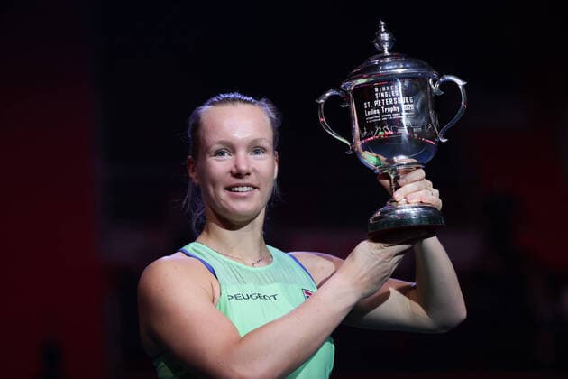 SAINT PETERSBURG, RUSSIA - FEBRUARY 16: Kiki Bertens poses with trophy during award ceremony WTA, Tennis Damen tennis tournament St. Petersburg Ladies Trophy 2020 on February 16, 2020, at Sibur Arena in St.Petersburg, Russia. (Photo by Anatoliy Medved Icon Sportswire) TENNIS: FEB 16 St. Petersburg Ladies Trophy Icon200021610