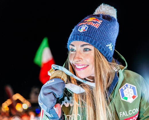 16.02.2020, Suedtirol Arena, Antholz, ITA, IBU Weltmeisterschaften Biathlon, Damen, 10 km Verfolgung, Siegerehrung, im Bild Weltmeisterin und Goldmedaillengewinnerin Dorothea Wierer (ITA) World champion and gold medalist Dorothea Wierer of Italy during the winner Ceremony for the women s 10 km Pursuit of IBU Biathlon World Championships 2020 at the Suedtirol Arena in Antholz, Italy on 2020 02 16. Antholz