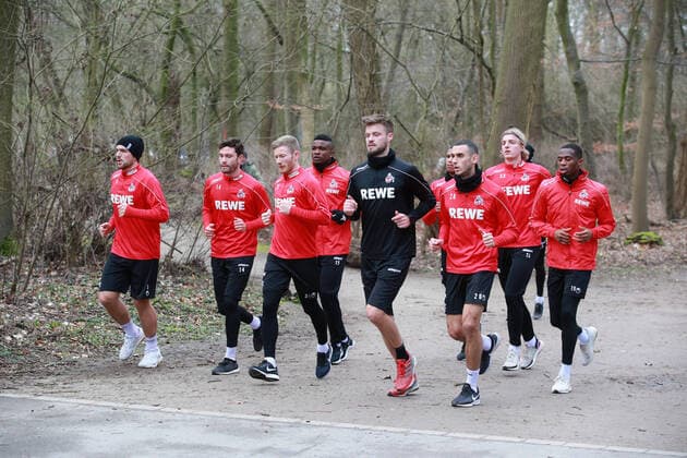 1.FC Köln Training Auslaufen der ersten Elf im Grüngürtel mit Konditionstrainer Max Weuthen 17.02.2020