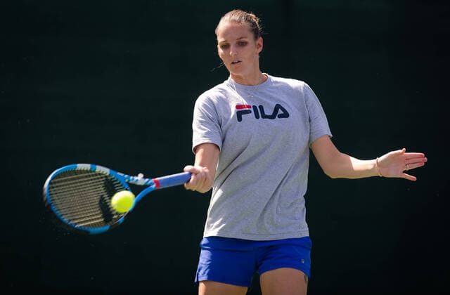 February 17, 2020, Dubai, UNITED ARAB EMIRATES: Karolina Pliskova of the Czech Republic during practice at the 2020 Dubai Duty Free Tennis Championships WTA, Tennis Damen Premier tennis tournament. 2020 Dubai Duty Free Tennis Championships, Tennis, Dubai, Unied Arab Emirates, Feb 17 - ZUMAa181 20200217_zaa_a181_003 Copyright: xAFP7x