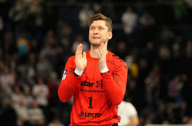 Foto : Siegesjubel bei den Spielern ... Torhüter Niklas Landin Kiel Handball Herren am 16.02.2020 1. Bundesliga THW Kiel - TVB Stuttgart 35 - 23