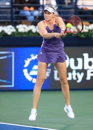 Elena Rybakina (KAZ) Tennis - Dubai Tennis Championships 2020 - WTA, Tennis Damen - Dubai Duty Free Tennis Stadium - Dubai - - United Arab Emirates - 21 February 2020. Copyright: xJuergenxHasenkopfx