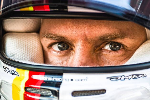 2020 Bilder des Jahres, Sport 02 Februar Sport Themen der Woche KW08 Sport Bilder des Tages February 21, 2020, Barcelona, Catalonia, Spain: SEBASTIAN VETTEL (GER) from team Ferrari in the teamÃ¢â‚¬â ¢s garage at day three of the Formula One winter testing at Circuit de Catalunya F1 2020: Barcelona Testing: Day Three - ZUMAo105 20200221_zap_o105_025 Copyright: xMatthiasxOesterlex