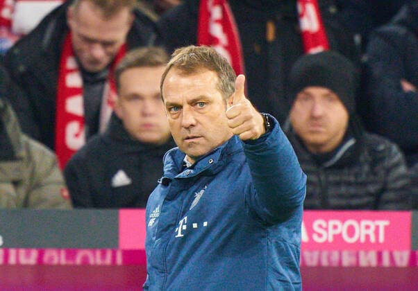 Football Munich - Paderborn, Munich Feb 21, 2020. headcoach Hansi FLICK (FCB), team manager, coach, thumbs up, gestures and gives instructions, action, frame, hand gesture FC BAYERN MUNICH - SC PADERBORN 07 - DFL REGULATIONS PROHIBIT ANY USE OF PHOTOGRAPHS as IMAGE SEQUENCES and or QUASI-VIDEO - 1.German Soccer League , Munich, February 21, 2020. Season 2019 2020, match day 23, FCB, München