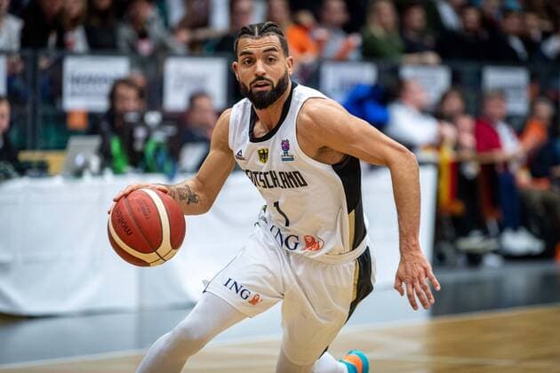 Basketball Vechta 21.02.2020 FIBA EuroBasket 2021 Qualifier Qualifikation Deutschland (GER) - Frankreich (FRA) Joshiko Saibou (Deutschland, No.01)