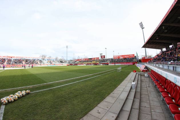Fußball, Stadiongeschichte Würzburger Kickers 3. Liga; FC Wuerzburger Kickers - Eintracht Braunschweig; 22.02.2020 Blick in die FLYERALARM Arena, 3. Liga, FC Wuerzburger Kickers - Eintracht Braunschweig, 22.02.2020, Wuerzburg, FLYERALARM Arena DFL regulations prohibit any use of photographs as image sequences and or quasi-video Copyright: xBEAUTIFULxSPORTS JulienxChristx