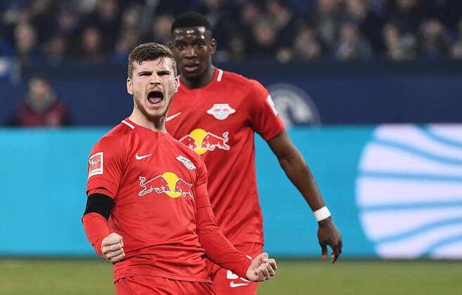 Sport Bilder des Tages 22.02.2020, xjhx, Fussball 1.Bundesliga, FC Schalke 04 - RB Leipzig emspor, v.l. Timo Werner (RB Leipzig) celebrate the goal, Der Torjubel zum 0:2 (DFL DFB REGULATIONS PROHIBIT ANY USE OF PHOTOGRAPHS as IMAGE SEQUENCES and or QUASI-VIDEO) Gelsenkirchen *** 22 02 2020, xjhx, Football 1 Bundesliga, FC Schalke 04 RB Leipzig emspor, v l Timo Werner RB Leipzig celebrate the goal, The goal celebration for 0 2 DFL DFB REGULATIONS PROHIBIT ANY USE OF PHOTOGRAPHS as IMAGE SEQUENCES and or QUASI VIDEO Gelsenkirchen