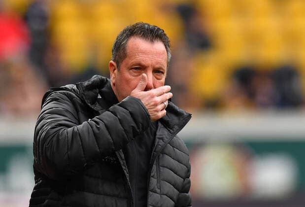 Trainer Markus Kauczinski (Dresden), 22.02.2020, Fussball, GER, Saison 2019 2020, 2. Bundesliga, 23. Spieltag, Rudolf-Harbig-Stadion Dresden, SG Dynamo Dresden - VfL Bochum 1848, DFL REGULATIONS PROHIBIT ANY USE OF PHOTOGRAPHS as IMAGE SEQUENCES and or QUASI-VIDEO,