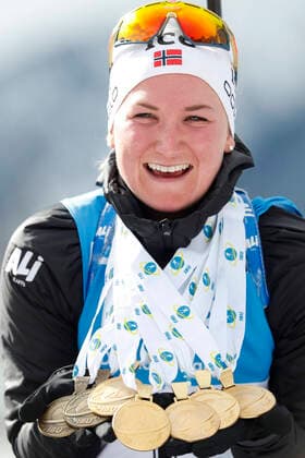 2020 Bilder des Jahres, Sport 02 Februar Sport Themen der Woche KW08 Winner 1 Marte Olsbu Roeiseland, NOR and her medals during Biathlon, IBU World Championships Women 12.5 Km mass start competition at the Suedtirol arena Alto Adige on 23. February 2020 in Anterselva-?Antholz, Italy. (Kalle Parkkinen Newspix24)  Copyright: xKallexParkkinenx NP24kp00977898