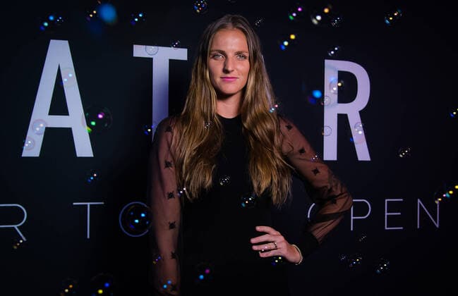February 23, 2020, Doha, QATAR: Karolina Pliskova of the Czech Republic in the photo booth ahead of the players party of the 2020 Qatar Total Open WTA, Tennis Damen Premier 5 tennis tournament 2020 Qatar Total Open, Tennis, Doha, Qatar, Feb 23 - ZUMAa181 20200223_zaa_a181_161 Copyright: xRobxPrangex