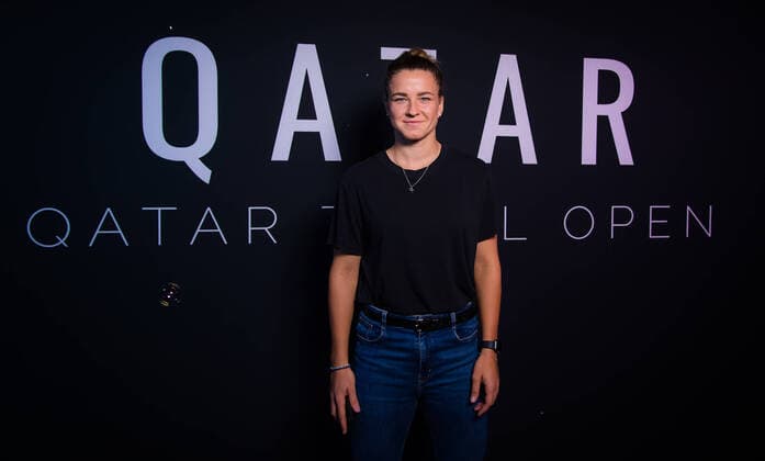 February 23, 2020, Doha, QATAR: Karolina Muchova of the Czech Republic in the photo booth ahead of the players party of the 2020 Qatar Total Open WTA, Tennis Damen Premier 5 tennis tournament 2020 Qatar Total Open, Tennis, Doha, Qatar, Feb 23 - ZUMAa181 20200223_zaa_a181_230 Copyright: xRobxPrangex