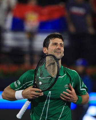 Sport Bilder des Tages Sieger Novak Djokovic (SRB) winkt und bedankt sich bei den Zuschauern, Fans nach dem Sieg Tennis - Dubai Duty Free Tennis Championships - ATP, Tennis Herren - Dubai Duty Free Tennis Stadium - Dubai - - United Arab Emirates - 24 February 2020. Copyright: xJuergenxHasenkopfx