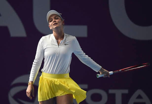 Tennis, WTA-Turnier in Doha (200225) -- DOHA, Feb. 25, 2020 (Xinhua) -- Donna Vekic of Croatia reacts during the women s singles first round match against Iga Swiatek of Poland at the 2020 WTA, Tennis Damen Qatar Open tennis tournament in Doha, Qatar, Feb. 24, 2020. (Photo by Nikku Xinhua) (SP)QATAR-DOHA-TENNIS-WTA-SINGLES 