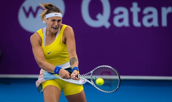 February 25, 2020, Doha, QATAR: Aryna Sabalenka of Belarus in action during her second-round match at the 2020 Qatar Total Open WTA, Tennis Damen Premier 5 tennis tournament 2020 Qatar Total Open, Tennis, Doha, Qatar, Feb 25 - ZUMAa181 20200225_zaa_a181_075 Copyright: xRobxPrangex