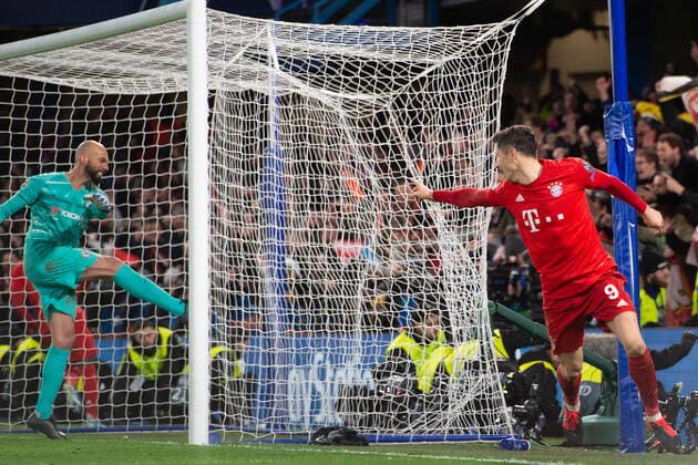 Robert Lewandowski of Bayern Munich celebrates scoring the goal to make it 0-3 during the UEFA Champions League Round of 16 match between Chelsea and Bayern Munich at Stamford Bridge, London, England on 25 February 2020. Copyright: xSalvioxCalabresex 26480016