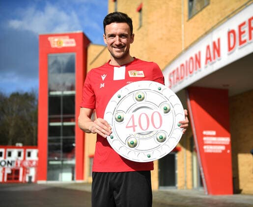 Fussball, Herren, Saison 2019 2020, 1. Bundesliga, 1. FC Union Berlin, der zweifache Deutsche Meister Christian Gentner (1. FC Union) steht beim Spiel gegen den VfL Wolfsburg (1. März) vor seinem 400. Bundesligaspiel, 27.02. 2020, *** Football, Men, Season 2019 2020, 1 Bundesliga, 1 FC Union Berlin, the two-time German champion Christian Gentner 1 FC Union faces his 400 Bundesliga match, 27 02 2020, against VfL Wolfsburg 1 March, Copyright: xMatthiasxKochx