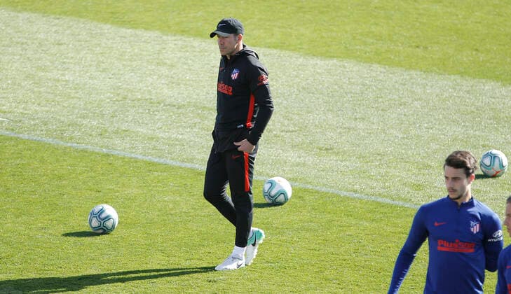 Entrenamiento del Atletico en Majadahonda. En la imagen, Simeone. Atletico practice session in Majadahonda. In this picture, Simeone. 