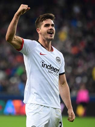 28.02.2020, xkvx, Fussball Europa League, RB Salzburg - Eintracht Frankfurt emspor, v.l. Andre Silva (Eintracht Frankfurt), celebrate the goal, Der Torjubel zum 2:2 (DFL DFB REGULATIONS PROHIBIT ANY USE OF PHOTOGRAPHS as IMAGE SEQUENCES and or QUASI-VIDEO) Salzburg