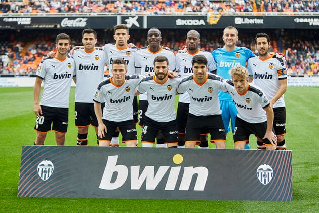 29th February 2020; Mestalla, Valencia, Spain; La Liga Football,Valencia versus Real Betis; Valencia CF squad lines up prior to the game  ActionPlus12214685 IvanxArlandis