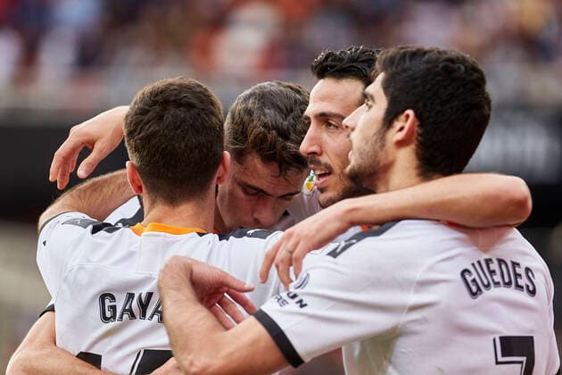 29th February 2020; Mestalla, Valencia, Spain; La Liga Football,Valencia versus Real Betis; Dani Parejo of Valencia CF celebrates with his team mates after scoring the second goal for his team in minute 88 for 2-1  ActionPlus12214785 IvanxArlandis