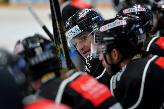 29.02.2020, Lugano, Corner Arena, Ice hockey, Eishockey NL: HC Lugano - HC Ambri-Piotta, 27 Alessandro Chiesa (Lugano) Lugano Corner Arena Tessin Switzerland Copyright: xJustPictures.ch AndreaxBrancax