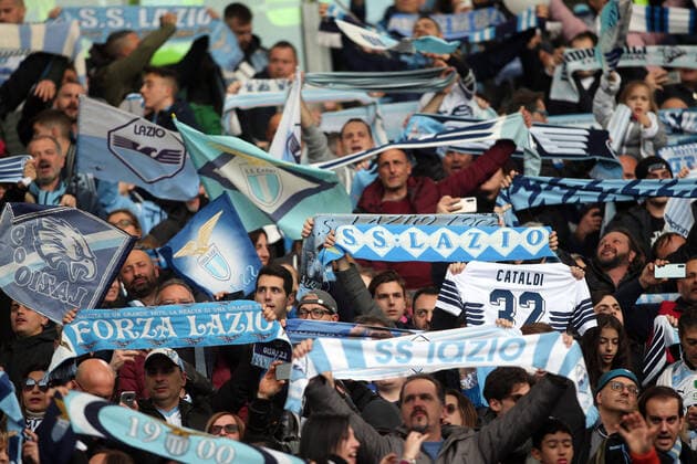 Rome, Italy - 29.02.2020: Supporters and Lazio player celebrates the victory at end of the Italian Serie A soccer match between Lazio versus Bologna, at Olympic Stadium in Rome.  Copyright: xMarcoxIacobuccix xIPAx xMarcoxIacobuccix 0