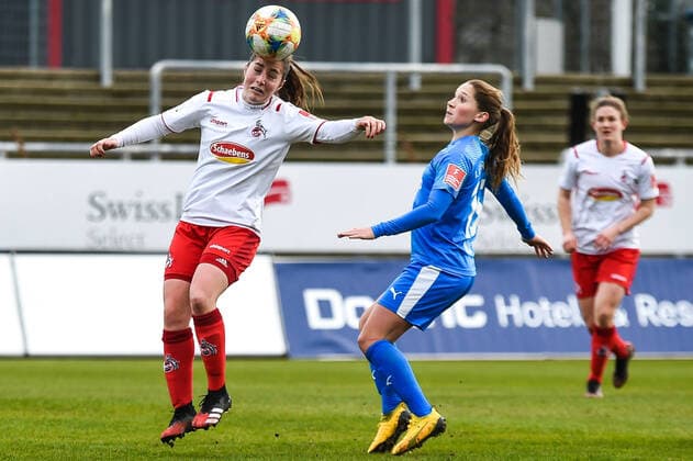 v.li.: Karoline Kohr (Köln, 13), Sandrine Mauron (Frankfurt, 15), Kopfball, header, Aktion, Action, 01.03.2020, Köln (Deutschland), Fussball, Flyeralarm Frauen-Bundesliga, 1. FC Köln - 1. FFC Frankfurt, DFB DFL REGULATIONS PROHIBIT ANY USE OF PHOTOGRAPHS AS IMAGE SEQUENCES AND OR QUASI-VIDEO.