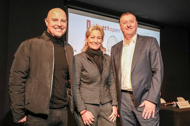 Adam SZPYT (Geschäftsführer bett1 - Haupt- und Titelsponsor), Barbara Rittner (Turnierdirektorin) und Edwin Weindorfer (CEO e-motion, Veranstalter), bett1 open, Grass Court Championships Berlin, Pressekonferenz, Berlin, 03.03.2020,